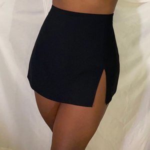 Zara Mini Black Side Slit Skirt